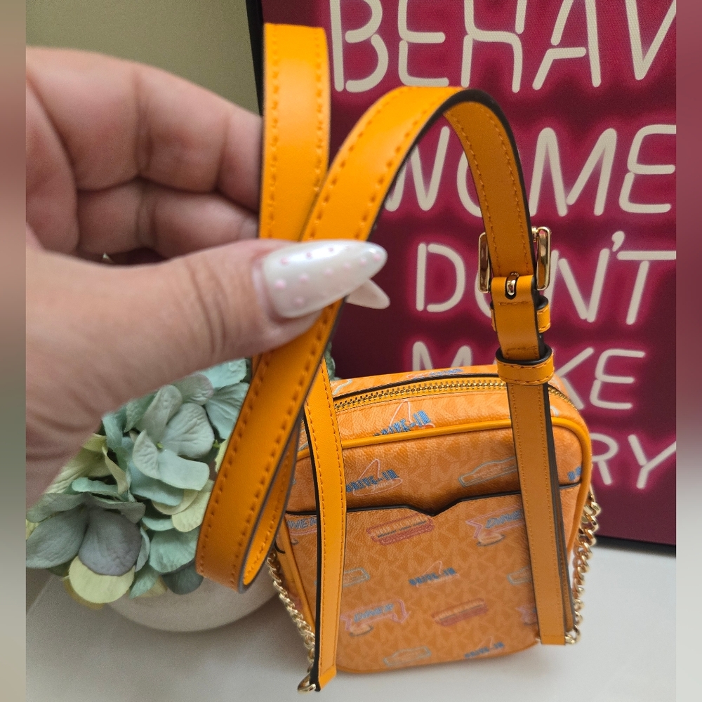 Michael Kors Jet Set Signature Logo Embellished Orange Pop Crossbody Bag - Picture 5 of 10